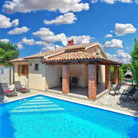 Ferienhaus Mit Privatpool Fuer 5 Personen Ca 80 Qm In Liznjan, Istrien Suedkueste Von Istrien Luaran gambar